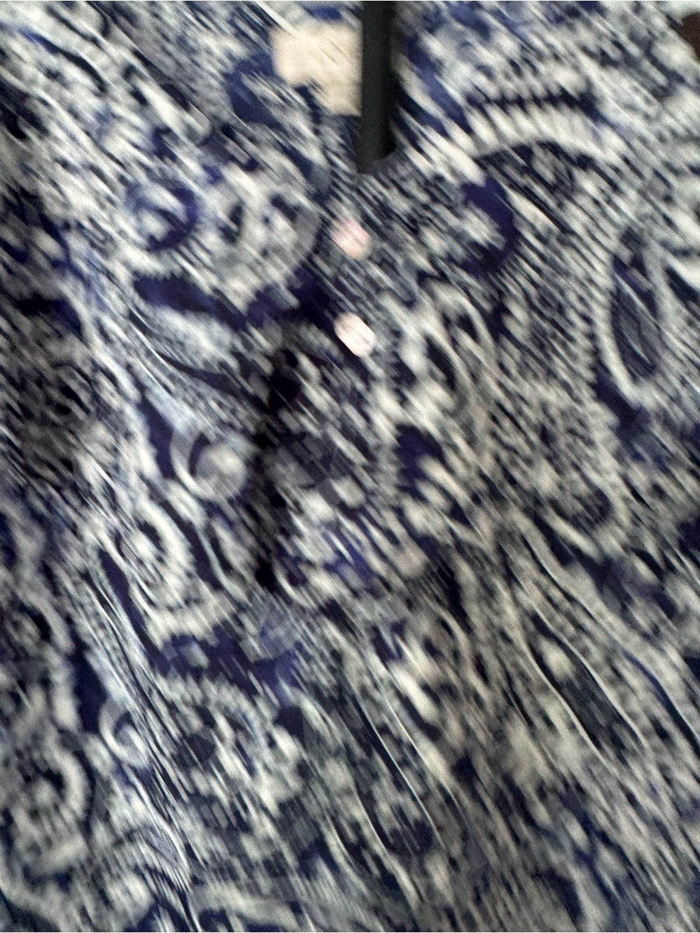 LOFT Navy and White Paisley Camisole US Small - Picture 3 of 7